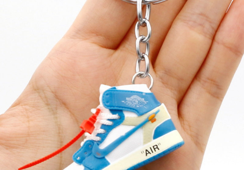 3D Off White UNC Mini Jordan Sneaker Keychain - Androo's Art